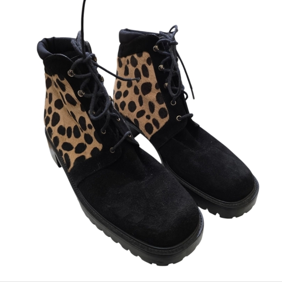 Stuart Weitzman Black and Leopard Ankle Boots - Picture 2 of 12